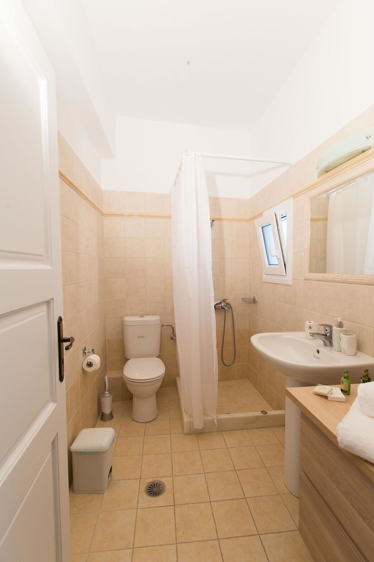 Aelia Suites Akrotírion Buitenkant foto