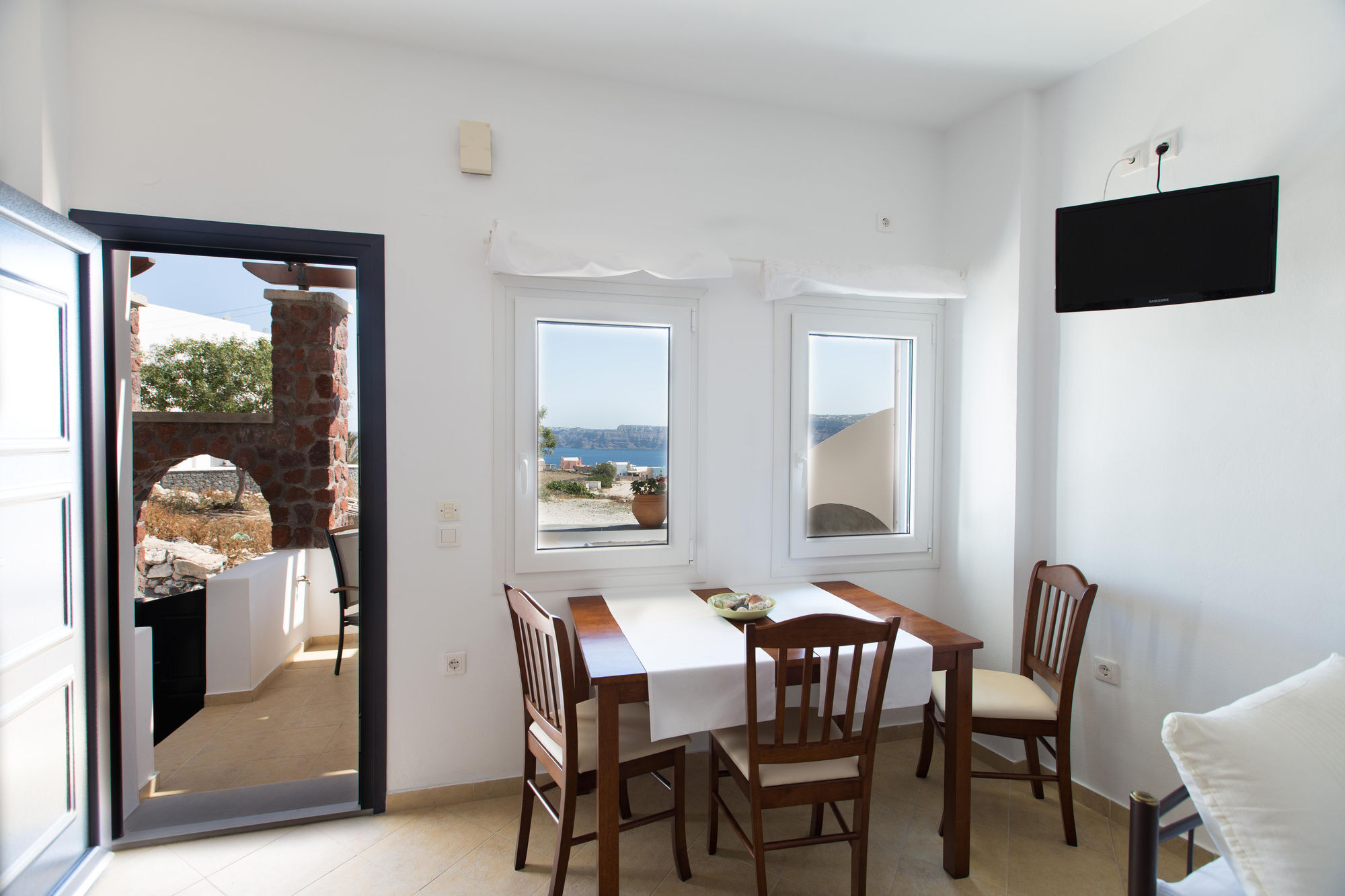 Aelia Suites Akrotírion Buitenkant foto